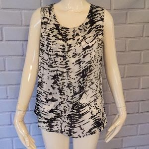 🙉 Boutique Essentials top